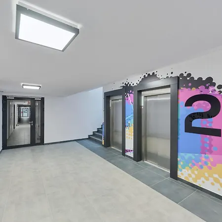 Apartment Modern Slonimskiego With Balcony By Renters