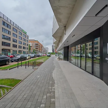 Apartment Modern Slonimskiego With Balcony By Renters Wroclaw