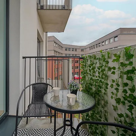 Modern Slonimskiego With Balcony By Renters Vratislav