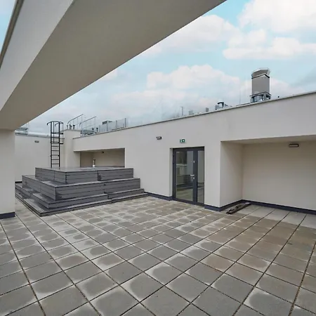 Modern Slonimskiego With Balcony By Renters * Vratislav